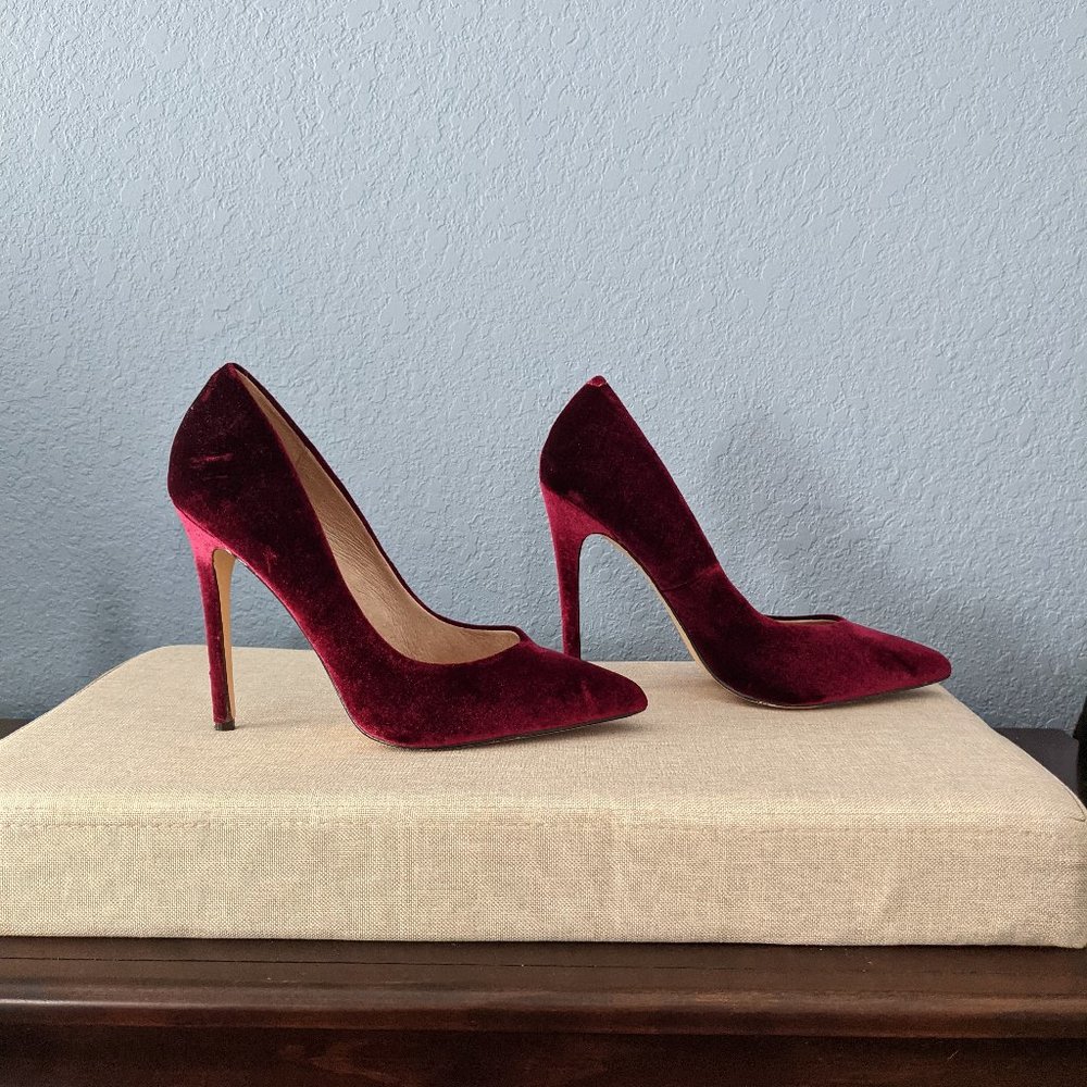 Steve Madden Burgundy Velvet Heels